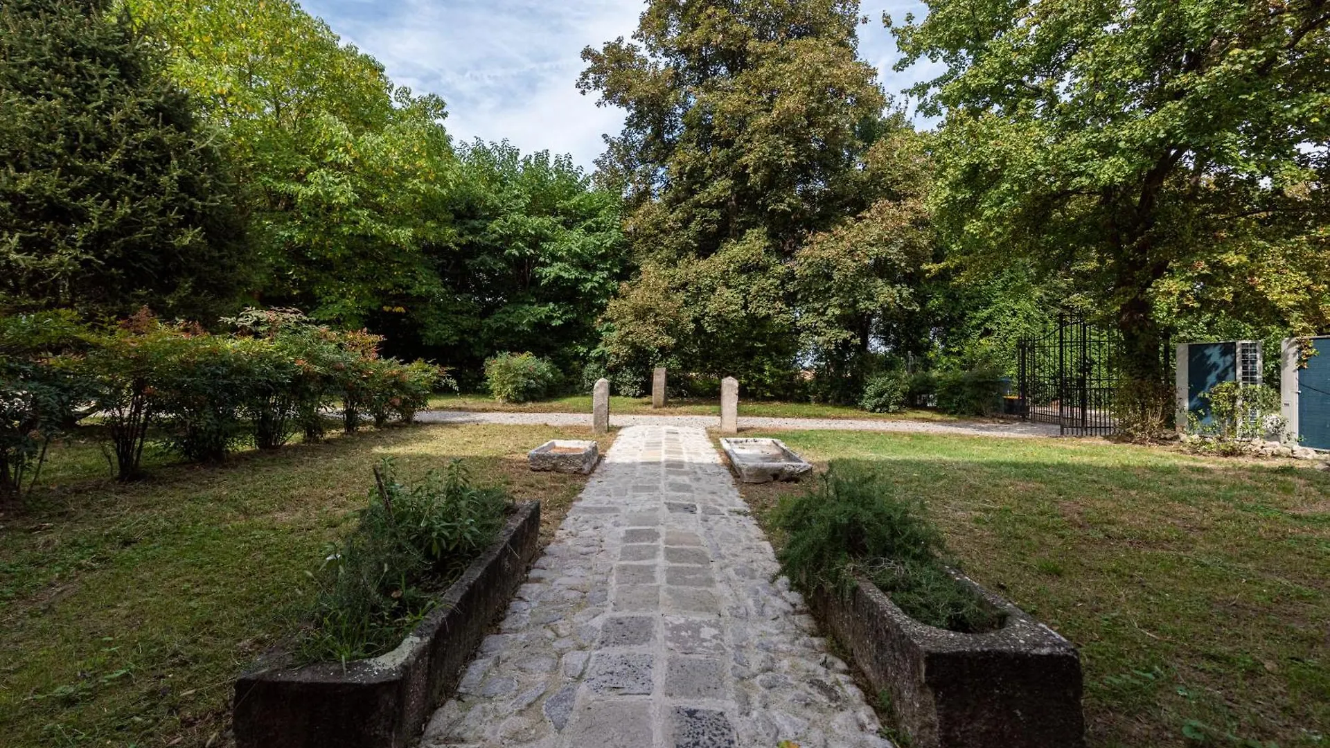 Villa Country Mansion 8500Squarefeet San Pietro Viminario イタリア
